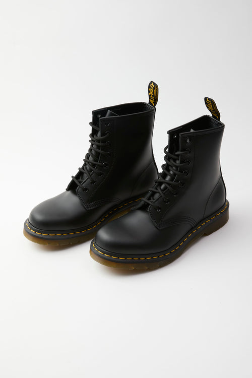 Dr. Martens Anfibio Black Smooth Donna - 2