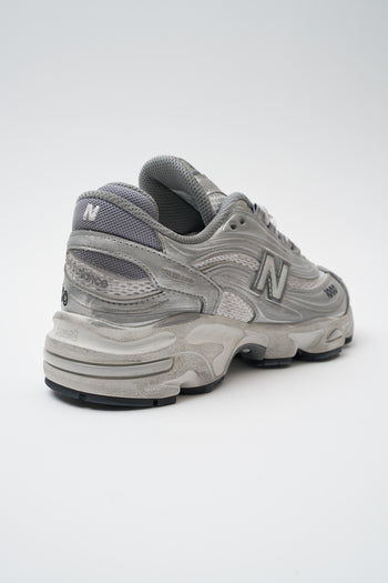 New Balance Sneaker Silver Metallic Unisex - 5