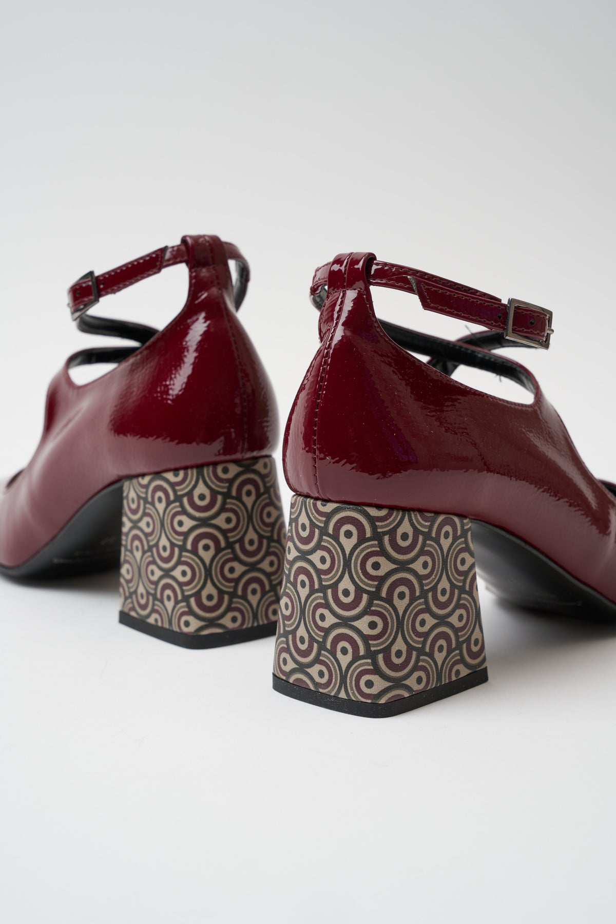Mary Jane Bordeaux Donna — 5