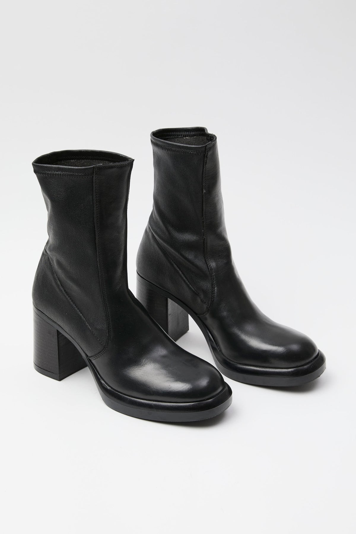 Stivaletto Nero Donna — 2