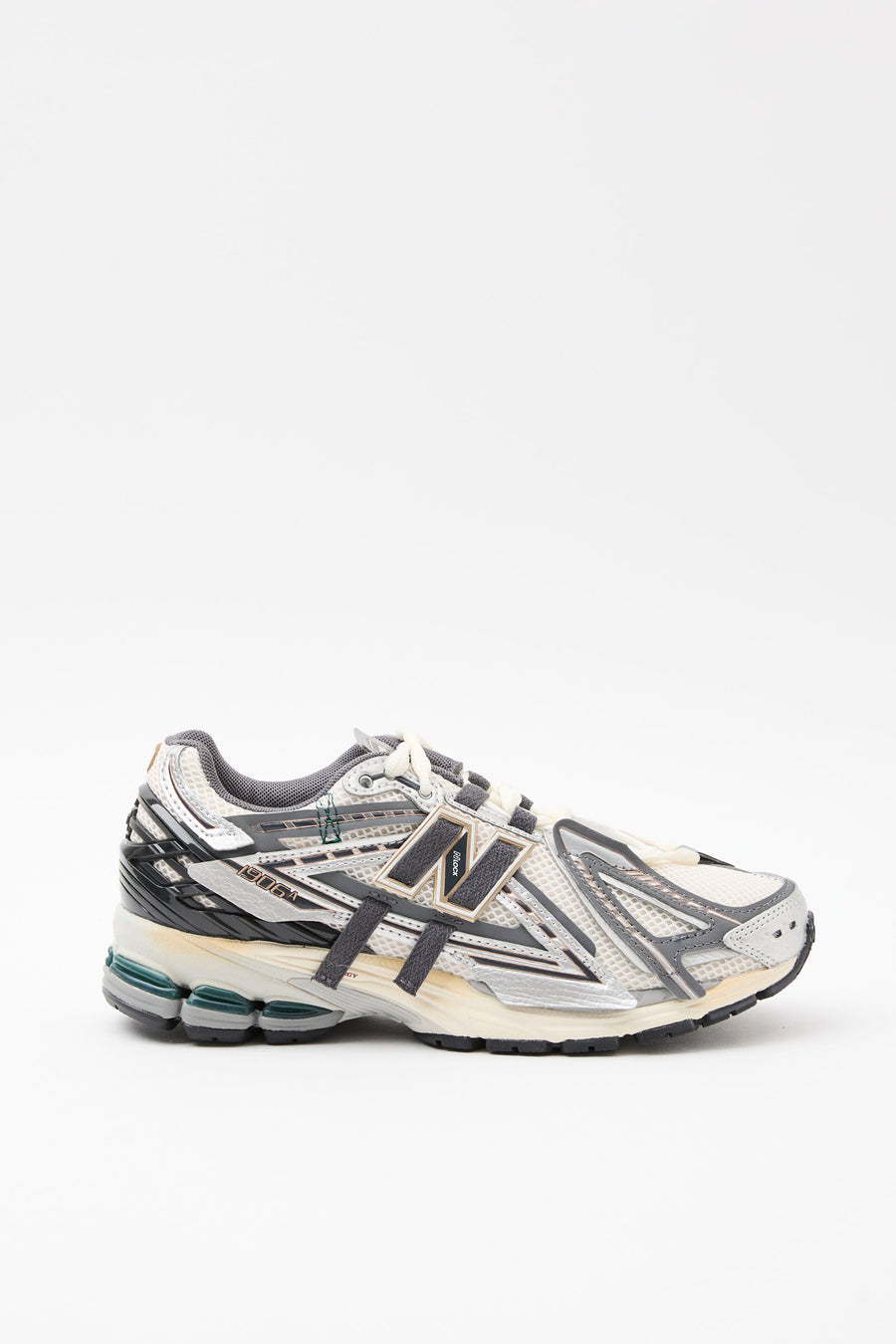 New Balance Sneaker Silver Metallic-vintage Colour Donna