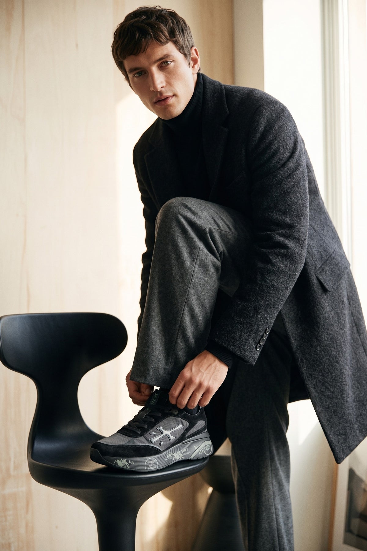 Sneaker Nero Uomo — 2