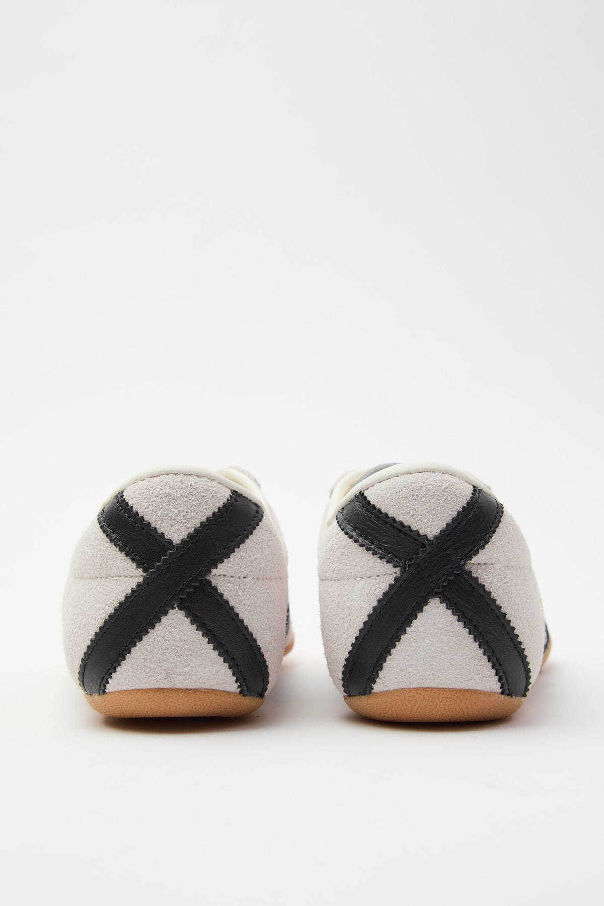Sneaker Off White/core Black/gold Donna — 3