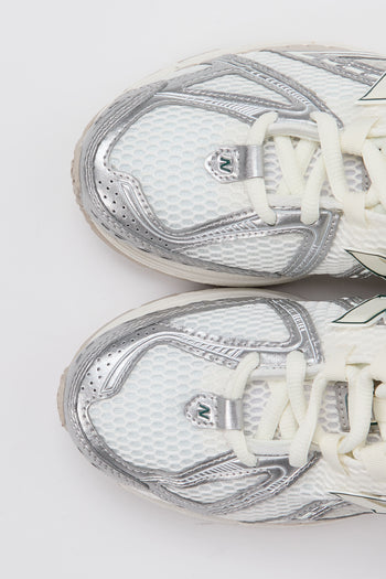 New Balance Sneaker Silver Metallic/off White Unisex - 5